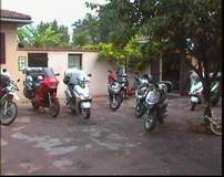 Motos et Scooters